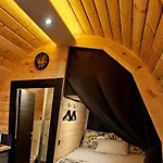 Le Clos Des Chenevieres 롯지 *