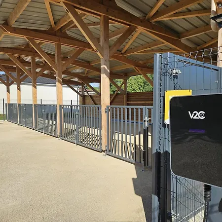 Le Clos Des Chenevieres *